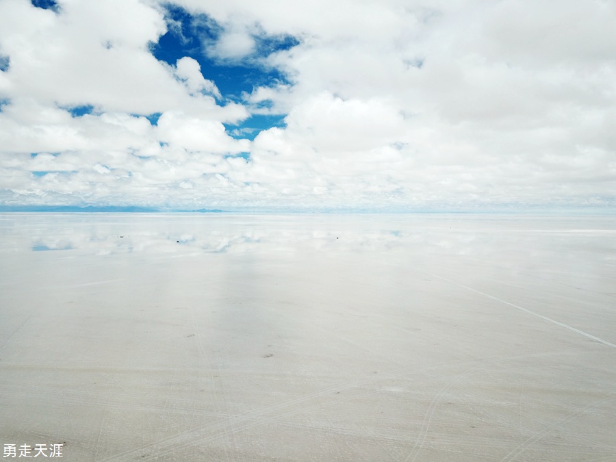 玻利维亚乌尤尼天空之镜