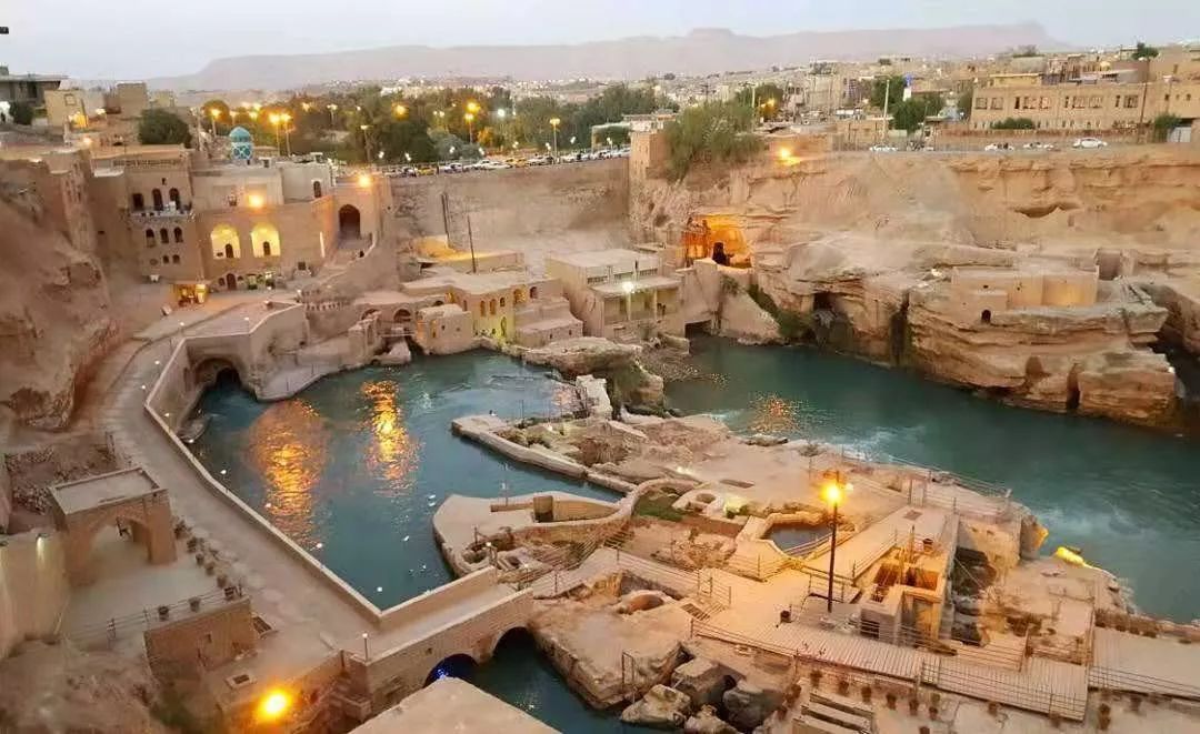 1686988837128841.jpg 640 (33).jpg